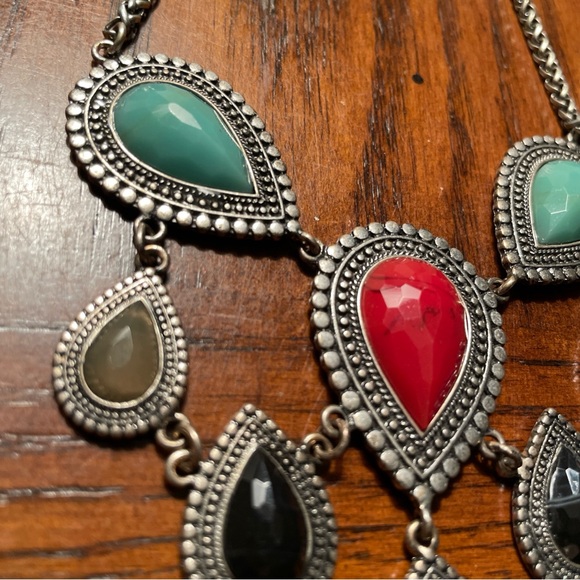 Vintage Silver Finish Genuine Multi Teardrop Faux Stones Necklace - Picture 3 of 9